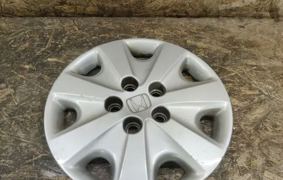 Honda Accord R15 wheel hub/cap/trim 44733SDAA00