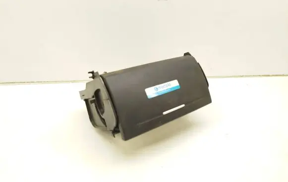 Subaru Legacy Glove box central console 