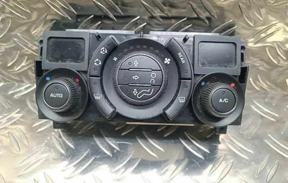 Peugeot 5008 Climate control unit