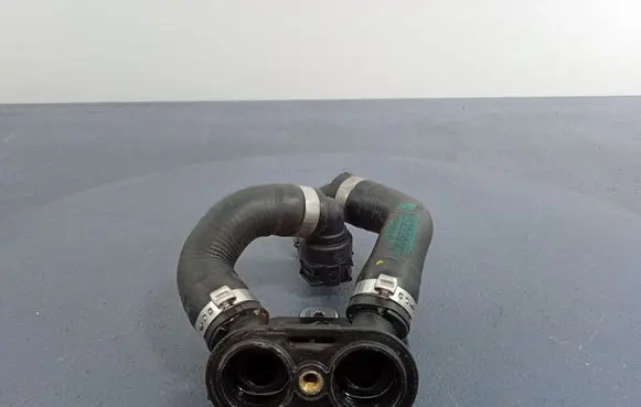BMW X3 G01 Engine coolant pipe/hose 8780519