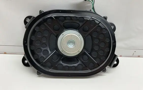 Land Rover Discovery 5 Subwoofer speaker HY3218808AB ET3031039637 17384WC