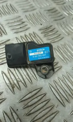 Opel Zafira A Air pressure sensor 0281002437