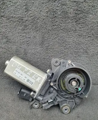 Audi A8 S8 D4 4H Rear door window regulator motor 4F0837059