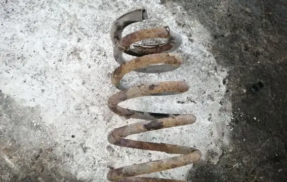 Volvo XC90 Rear coil spring