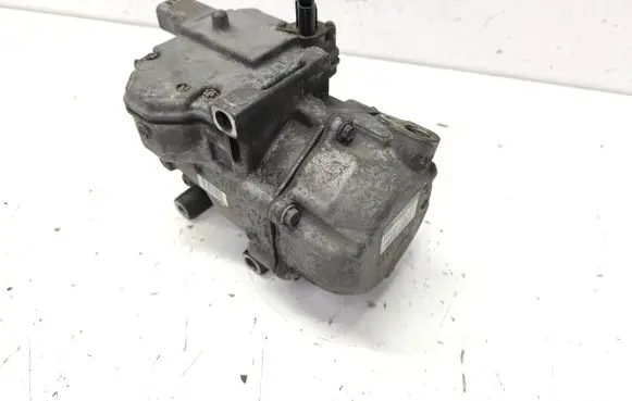 Toyota Prius (XW30) Air conditioning (A/C) compressor (pump) 0422000420