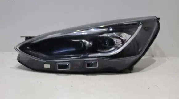 Ford Focus Headlight/headlamp JX7B13E017AJ
