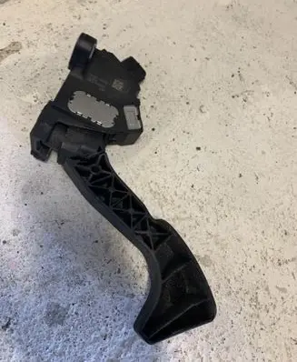 Toyota Auris E180 Accelerator throttle pedal 7811002120 08541915202