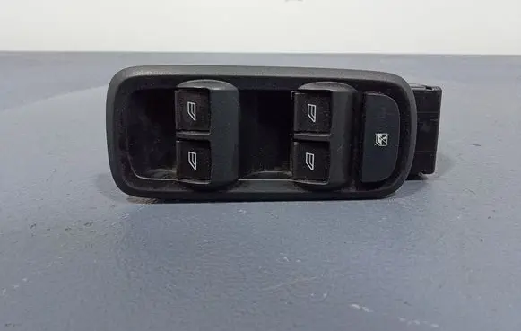 Ford Fiesta Electric window control switch 8A6T-14A132-CC