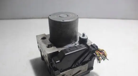 Land Rover Discovery 3 - LR3 ABS Pump 0265950472