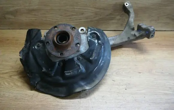 Audi A6 S6 C6 4F Front wheel hub spindle knuckle 4F0258