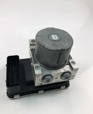 Volvo V60 ABS Pump 32214804
