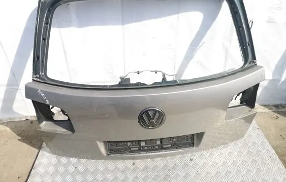 Volkswagen Touareg I Tailgate/trunk/boot lid