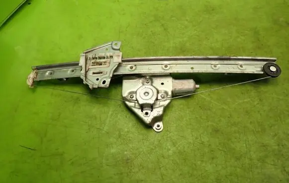 Suzuki SX4 Rear door window regulator with motor 8343065J00