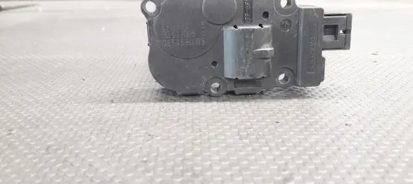 Mercedes-Benz A W169 A/C air flow flap actuator/motor 