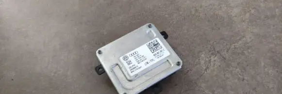 Headlight ballast module Xenon