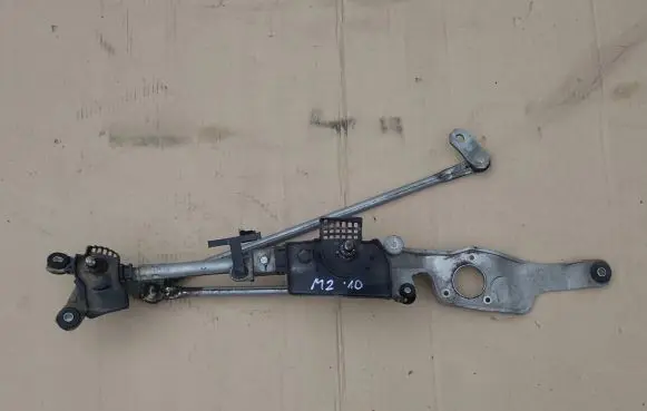 Mazda 2 Front wiper linkage 