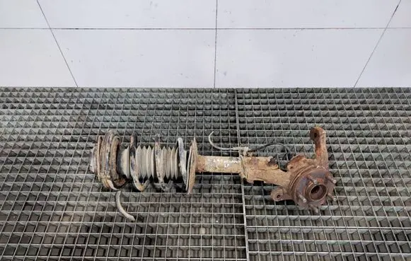 Chrysler PT Cruiser Front wheel hub spindle knuckle