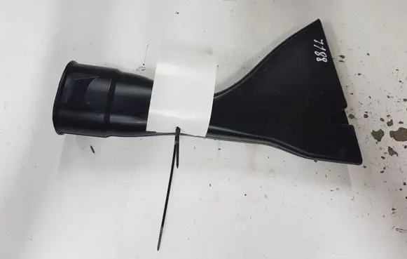 Volvo V40 Air intake hose/pipe 331332207