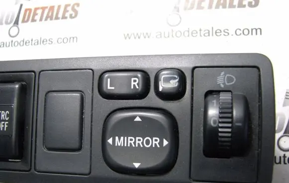 Toyota Avensis T250 A set of switches 8415205051