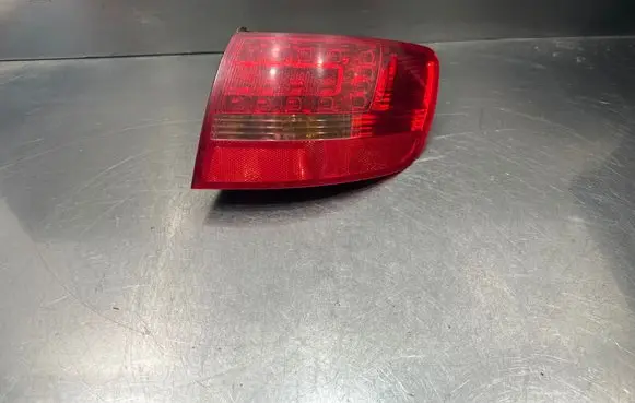 Audi A6 S6 C6 4F Rear/tail lights 89037056
