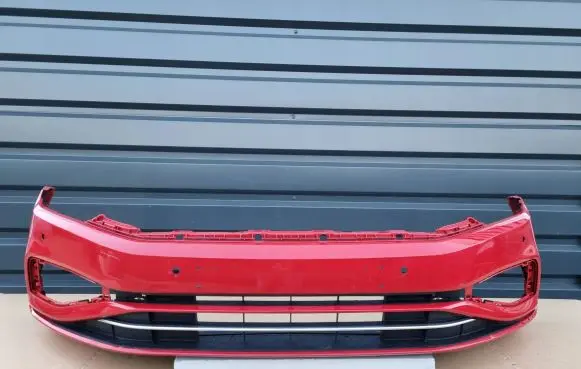 Volkswagen PASSAT B8 Front bumper 3G0807221E