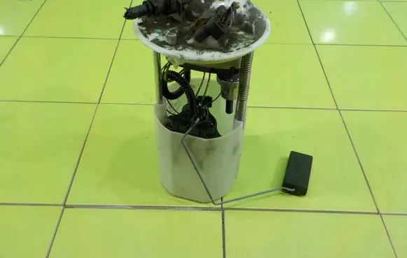 Volvo V70 In-tank fuel pump 16AB68