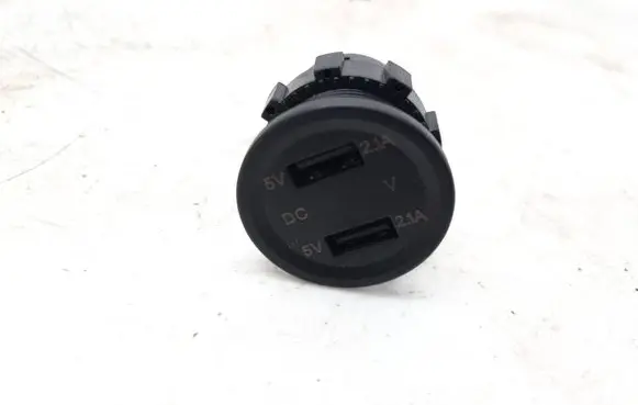 Opel Vectra C USB socket connector 