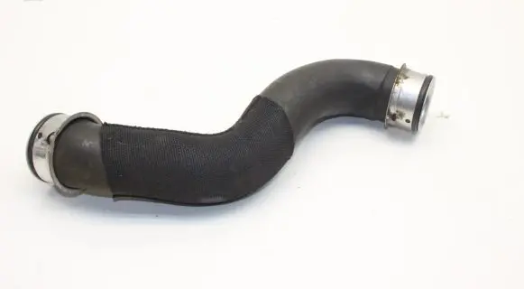 Mercedes-Benz C W204 Engine coolant pipe/hose A2125018282