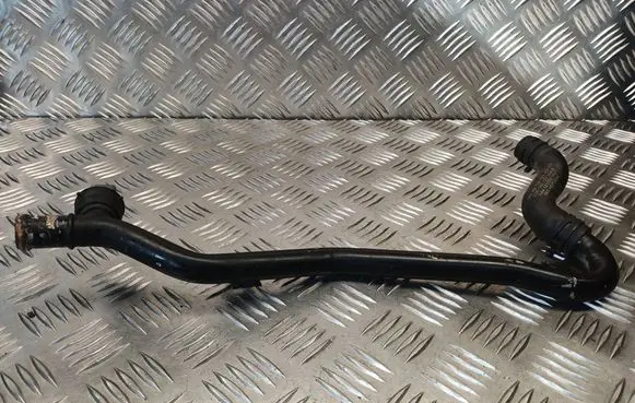 Audi A3 S3 8P Engine coolant pipe/hose 5N0121065 1K0121101CP 1K0121064B