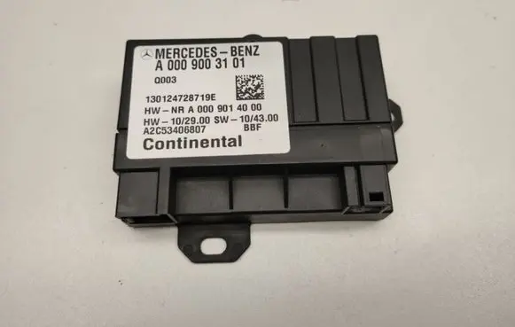 Mercedes-Benz CLS C218 X218 Fuel injection pump control unit/module A0009003101