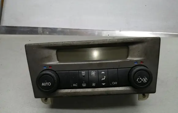 Renault Laguna II Climate control unit 8200575240