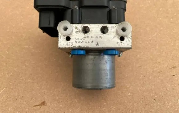 Mercedes-Benz C W205 ABS Pump A2054314600