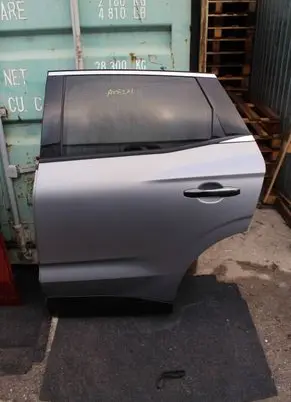 Renault Austral Rear door 