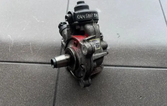 Mini Cooper Countryman R60 Fuel injection high pressure pump 0445010519