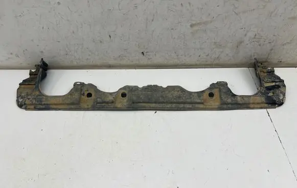 Toyota Hilux VIII Radiator trim 52129KK010