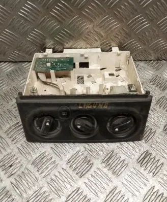 Renault Laguna I Climate control unit 9041703027
