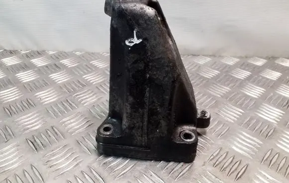 Mercedes-Benz S W221 Engine mounting bracket A6422230504