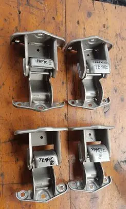 Renault Laguna III Front door 904006707R