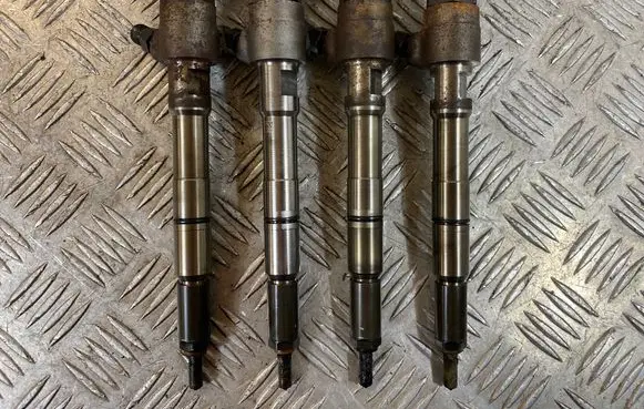 Volkswagen PASSAT B7 Fuel injectors set 03L130277B