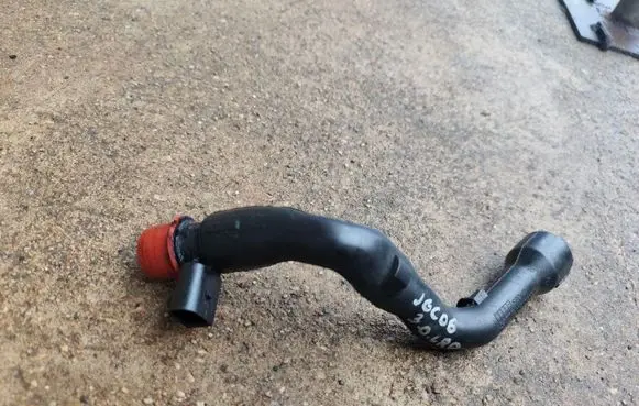Jeep Grand Cherokee (WK) Breather/breather pipe/hose 6510160030