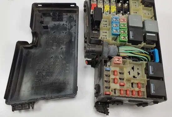 Ford Focus Fuse box set 3M5T-14A142-AB