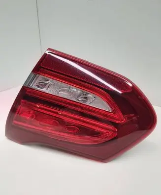 Mercedes-Benz C W205 Tailgate rear/tail lights A2059066000 20180113D243