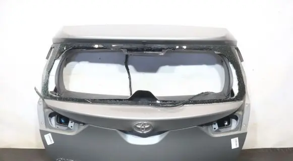 Toyota Auris E210 Truck tailgate 