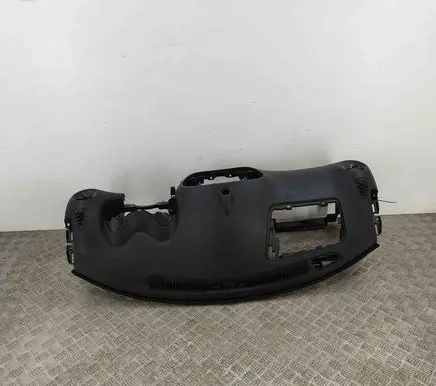 Nissan Juke I F15 Dashboard 6810100B17