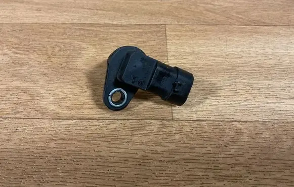 Opel Insignia A Camshaft position sensor 55201876 A377