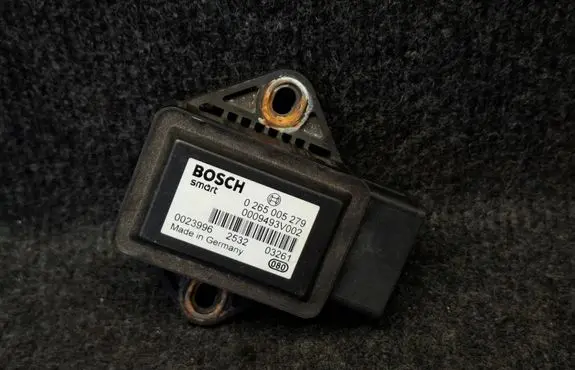 Smart ForTwo I ESP acceleration yaw rate sensor 0009493V002 0265005279