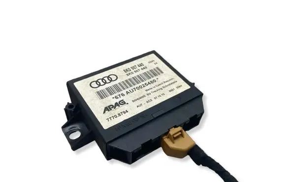Audi Q7 4L Parking PDC control unit/module 8K0907440
