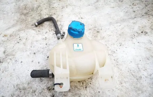 Fiat Punto (188) Coolant expansion tank/reservoir c705