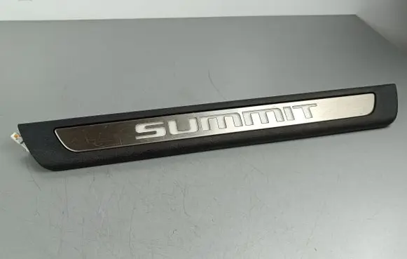 Jeep Grand Cherokee Front sill trim cover P5SQ04DX9AC