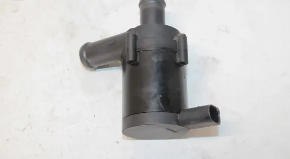 Volkswagen Golf V Electric auxiliary coolant/water pump 1K0965561F